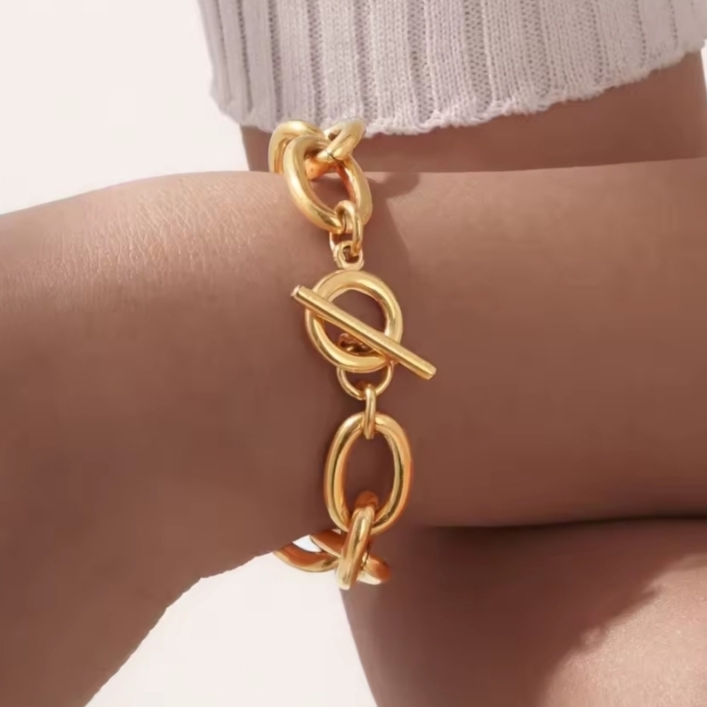 Gold Chain Bracelet